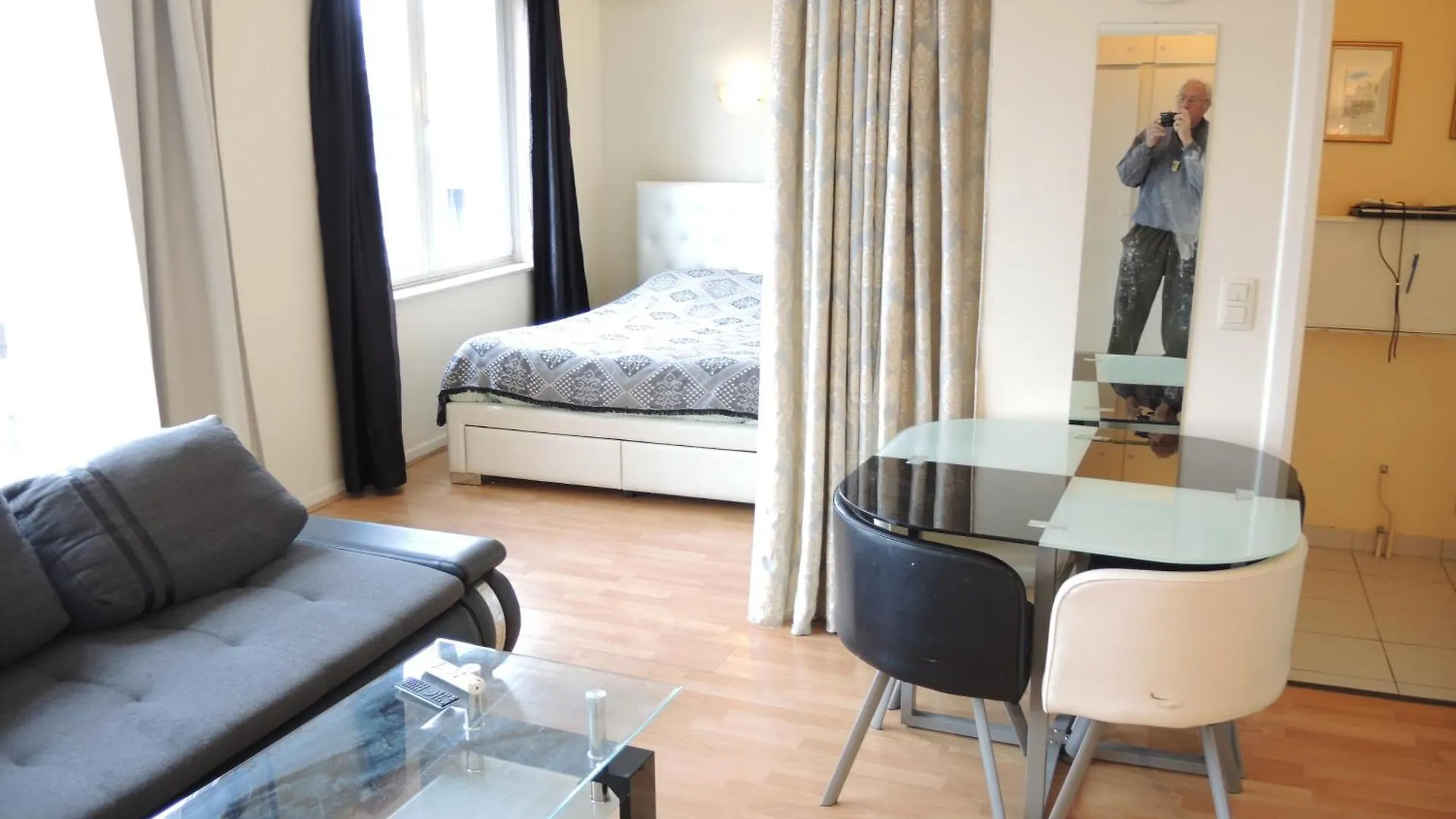 Residence Vleurgat Bruselas 0*,